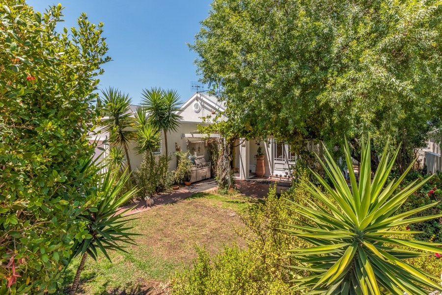 2 Bedroom Property for Sale in Zevenzicht Western Cape